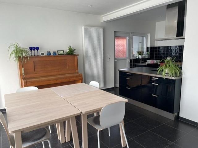 Hotel Fokus Praktijkhuis à Dessel Extérieur photo